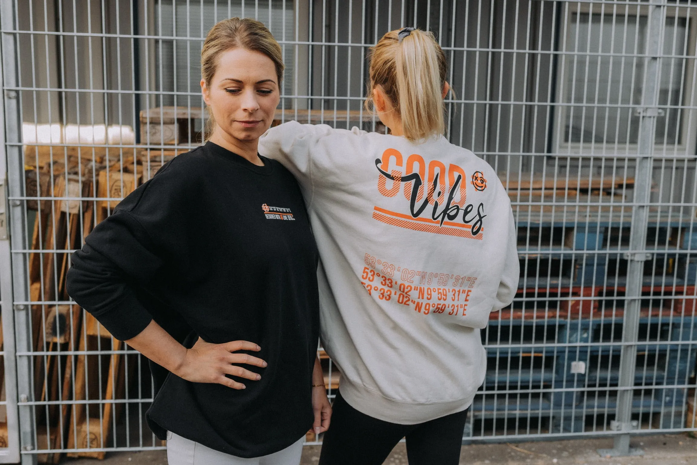 #19 Sweatshirt OVERSIZE "Good Vibes" - versch. Farben