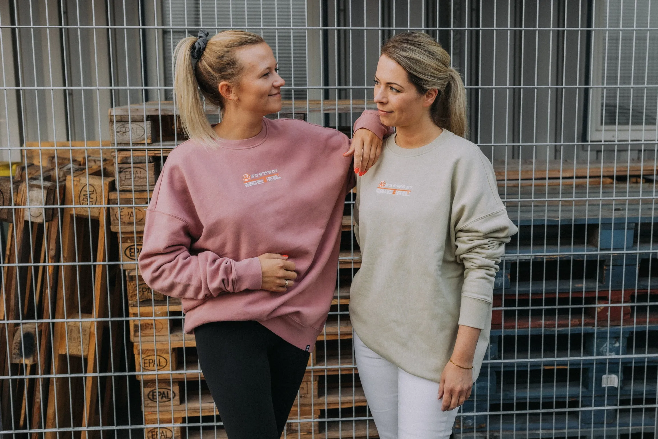 #19 Sweatshirt OVERSIZE "Good Vibes" - versch. Farben