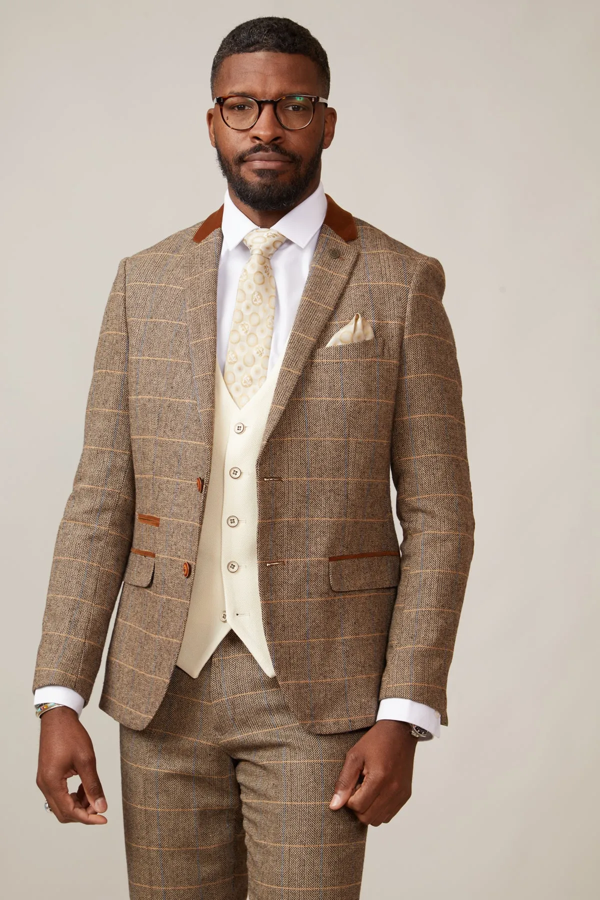 DX7 - Tan Tweed Check Suit With Kelvin Cream Waistcoat