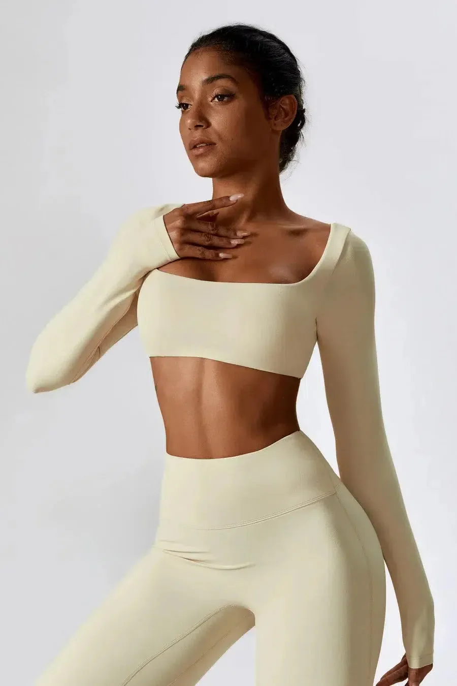 Malika – U-neckline – Sculpting cropped tank top
