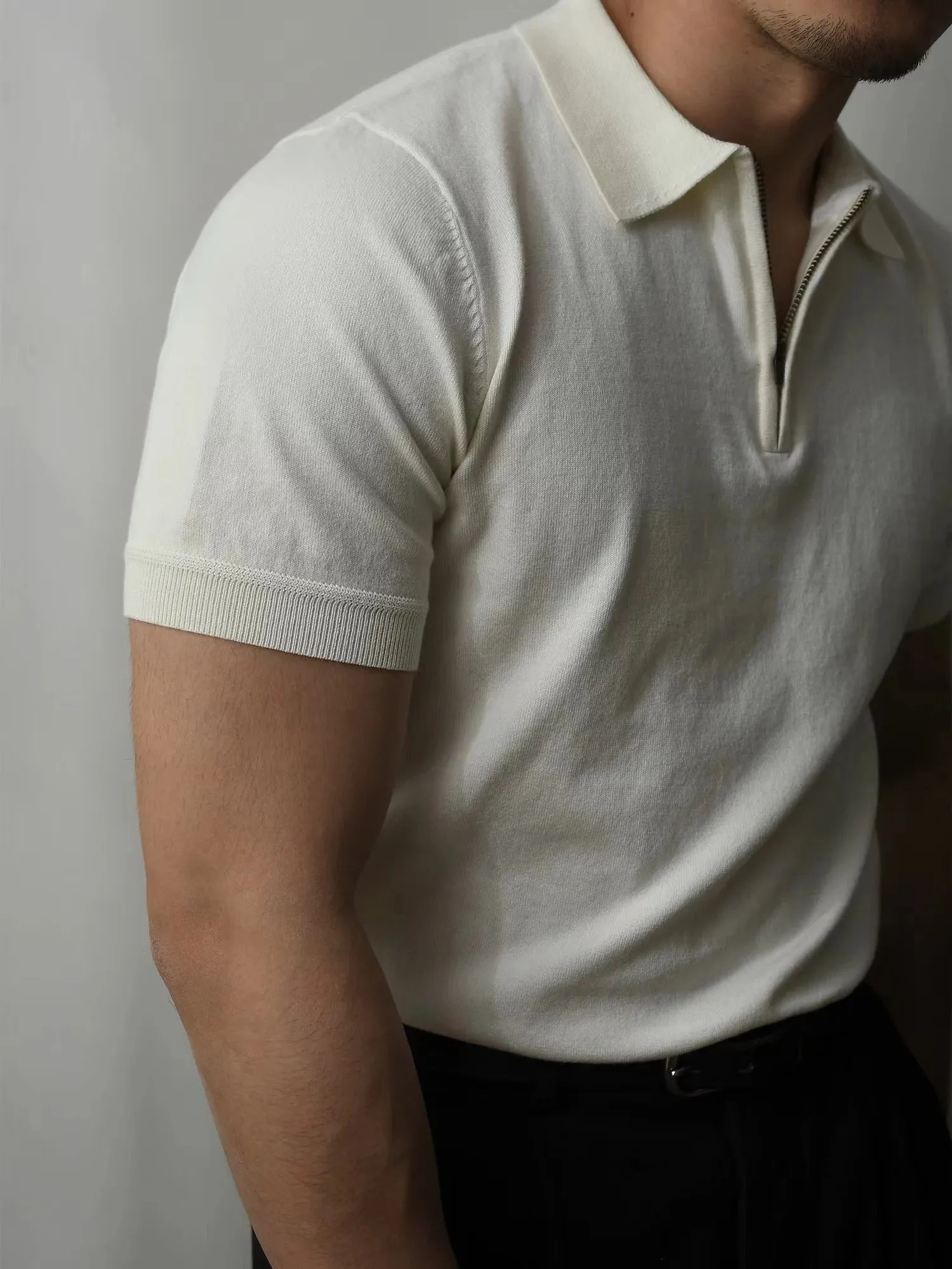 Men's Elegant Business Style Polo Shirt with Short Sleeves and Zipper