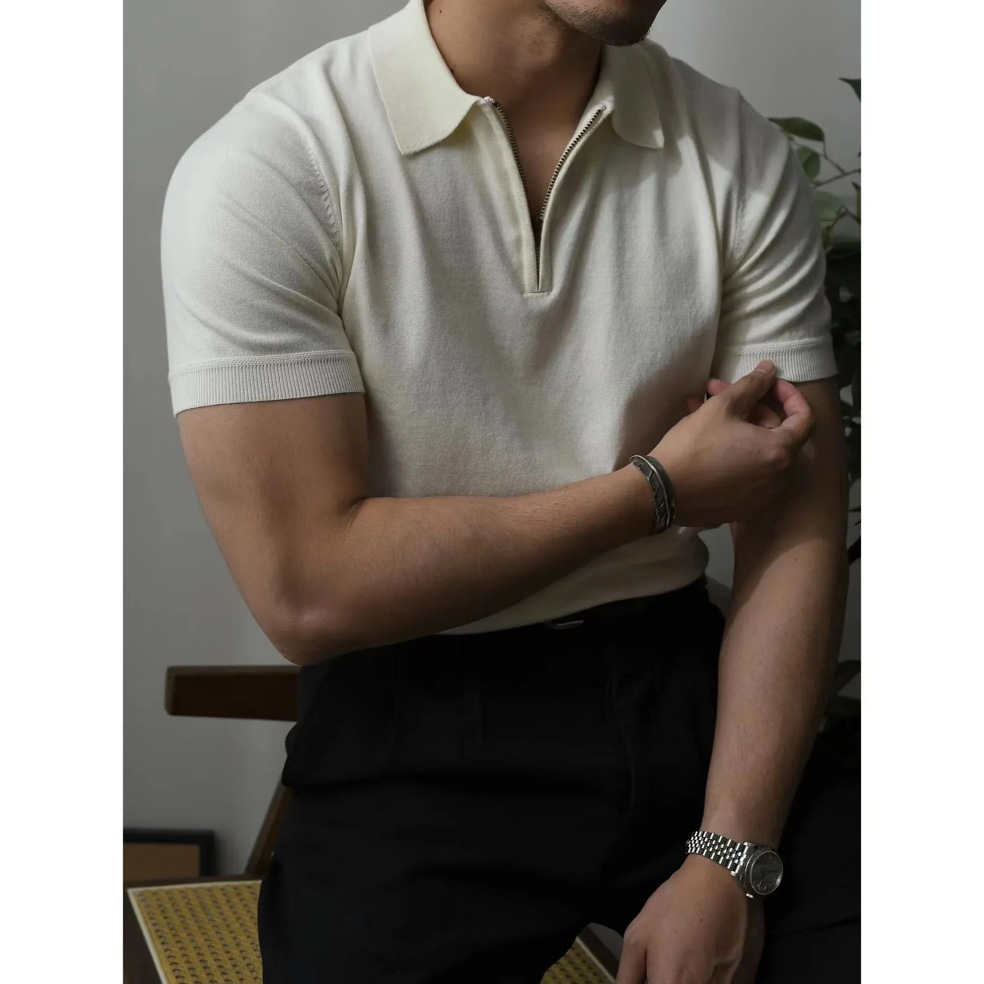 Men's Elegant Business Style Polo Shirt with Short Sleeves and Zipper