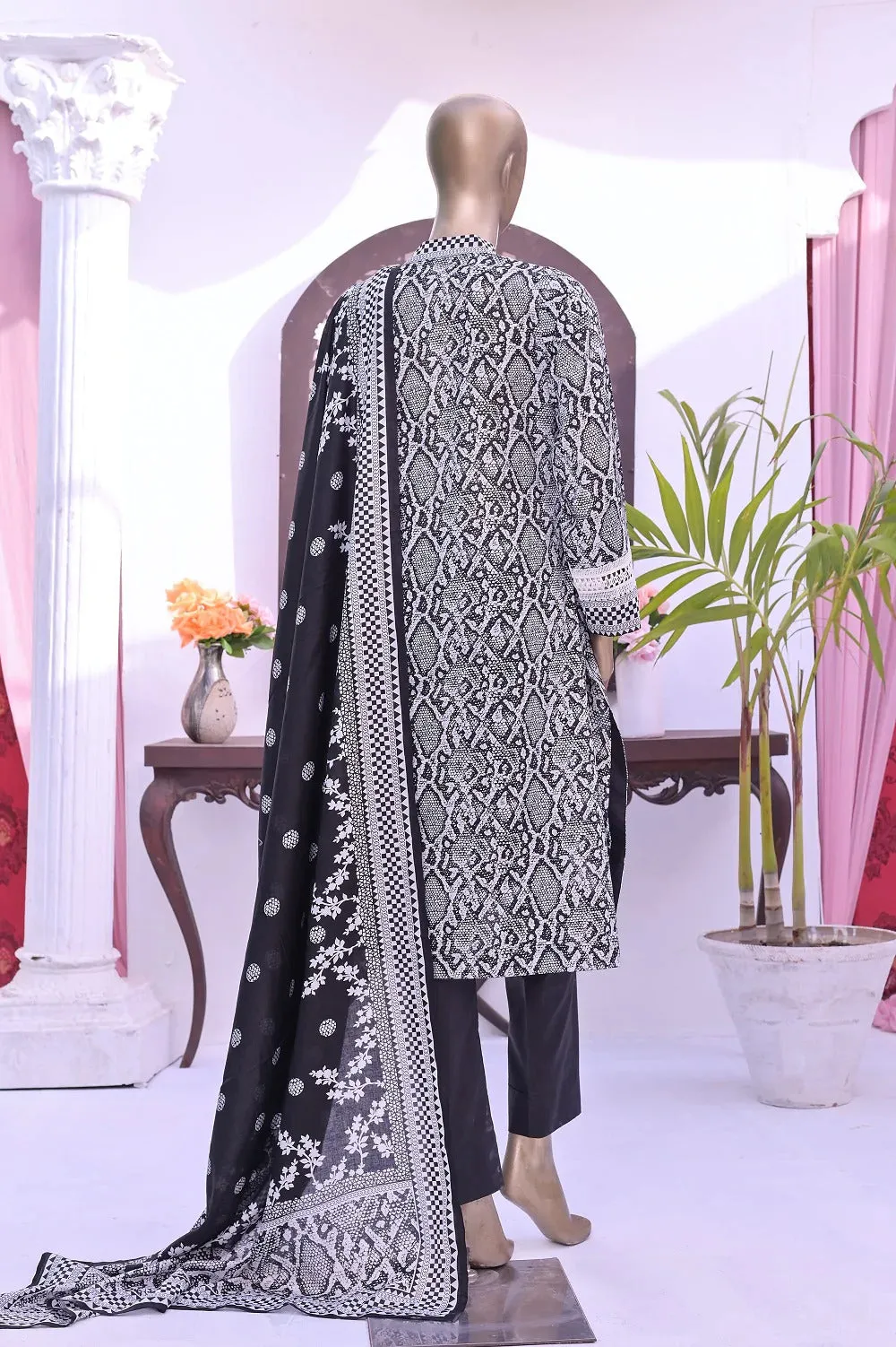Monochrome by Amna Khadija Unstitched 3 Piece Black & White Lawn Collection'2022-BW-06