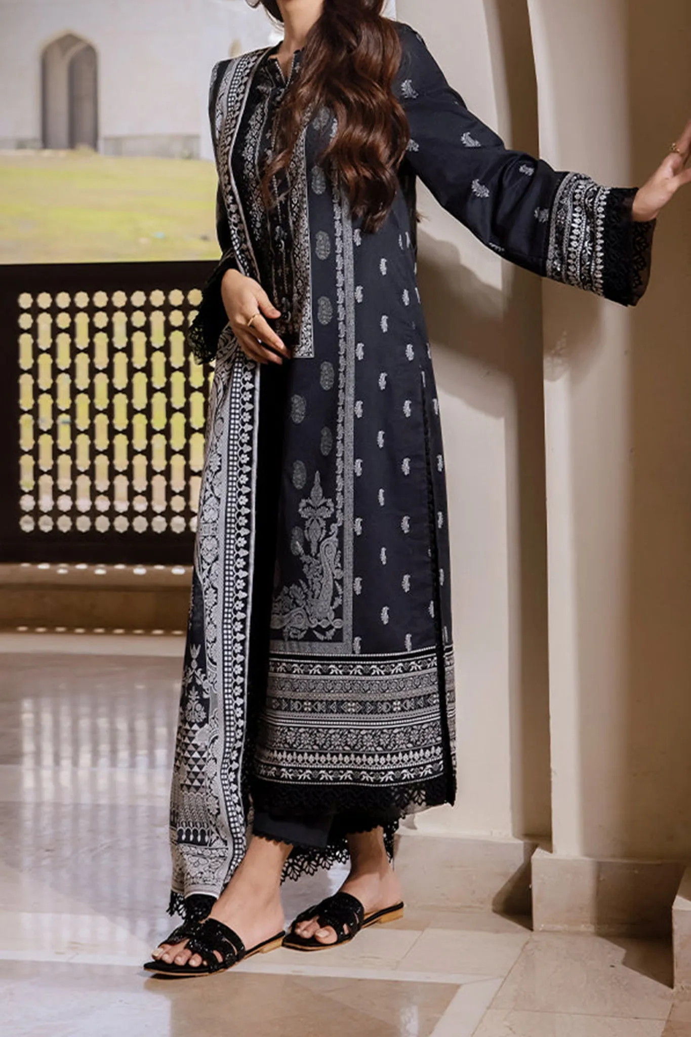 Monochrome By Asim Jofa Unstitched 3 Piece Digital Lawn Collection'2024-AJCM-04