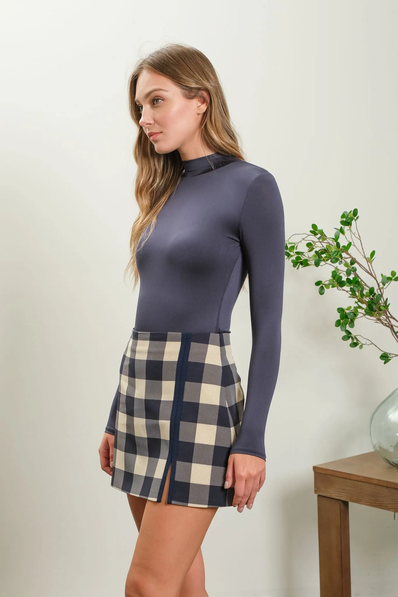 SEAMLESS MOCK NECK LONG SLEEVE BODYSUIT