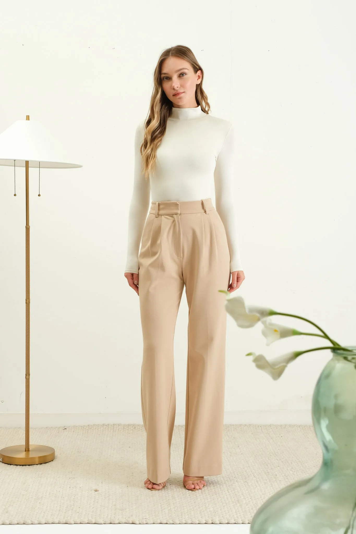 SEAMLESS MOCK NECK LONG SLEEVE BODYSUIT