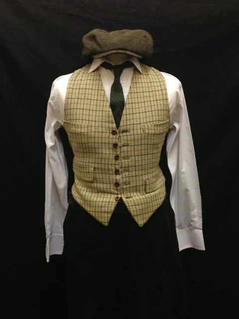 Tweed Golfer