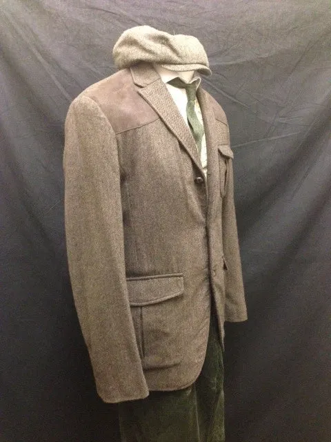 Tweed Golfer
